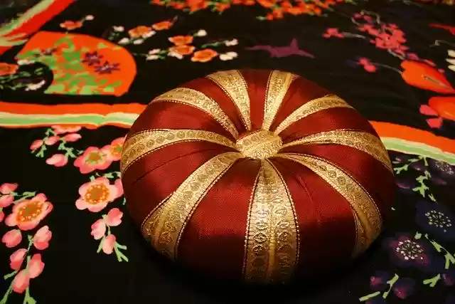 Free download Pillow Deco Noble -  free photo or picture to be edited with GIMP online image editor