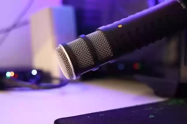 Free download podcast rode microphone audio free picture to be edited with GIMP free online image editor