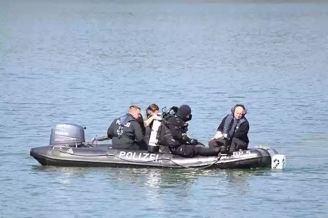 Free download Police Divers Boat -  free photo or picture to be edited with GIMP online image editor