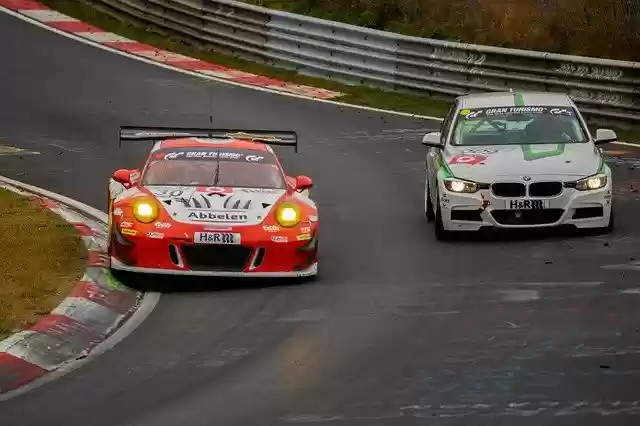 Descărcare gratuită șablon foto gratuit Porsche Bmw Gt3 pentru a fi editat cu editorul de imagini online GIMP