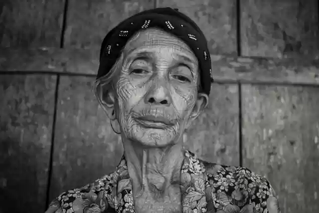 Free download portrait woman old hijab woman free picture to be edited with GIMP free online image editor
