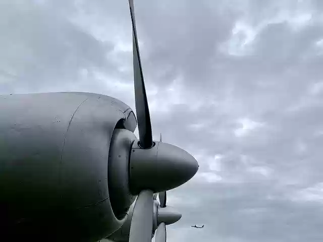 Free download Propeller Aircraft Aviation -  free photo or picture to be edited with GIMP online image editor
