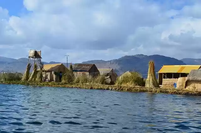 Bezpłatne pobieranie darmowego szablonu zdjęć Puno Lake Quechua do edycji za pomocą internetowego edytora obrazów GIMP