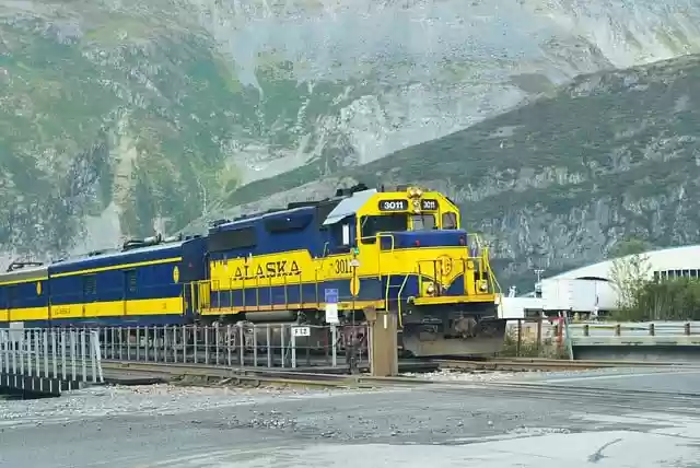 Free download railroad train locomotive alaska free picture to be edited with GIMP free online image editor