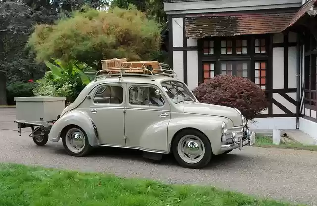 Free download renault 4cv vehicle automobile free picture to be edited with GIMP free online image editor