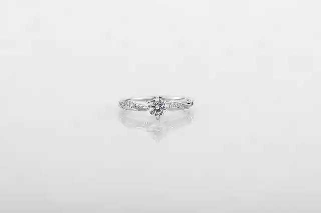 Free download Ring Diamond Wedding -  free photo or picture to be edited with GIMP online image editor