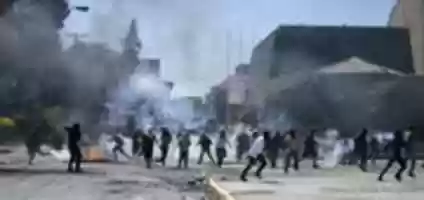 Free download Riot Flickr Photo Sharing! free photo or picture to be edited with GIMP online image editor