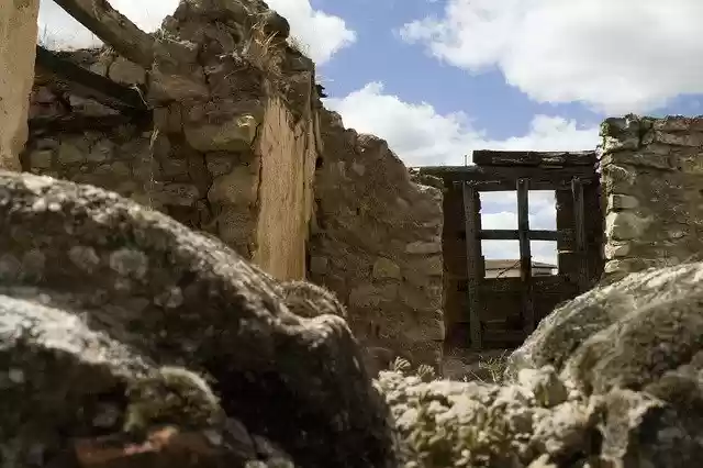 Free download Ruins Rubble -  free photo or picture to be edited with GIMP online image editor
