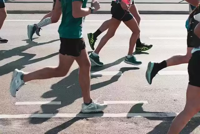 Free download running marathon sports runners free picture to be edited with GIMP free online image editor