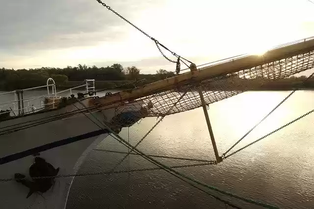 Free download Sailing Vessel Bug Figurehead -  free photo or picture to be edited with GIMP online image editor