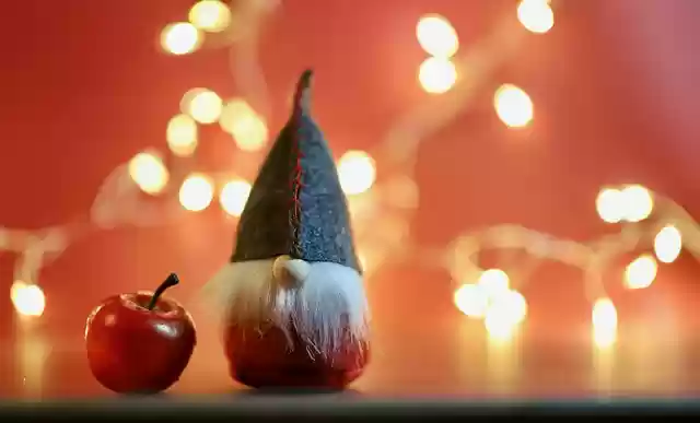 Free download santa claus nicholas apple free picture to be edited with GIMP free online image editor