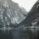 Scenic Winter View of Hallstatt in Austria  screen for extension Chrome web store in OffiDocs Chromium