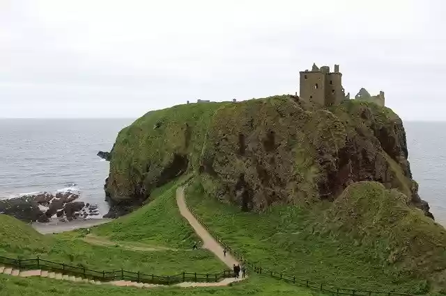 Unduh gratis templat foto gratis Scotland Ruin Sea untuk diedit dengan editor gambar online GIMP