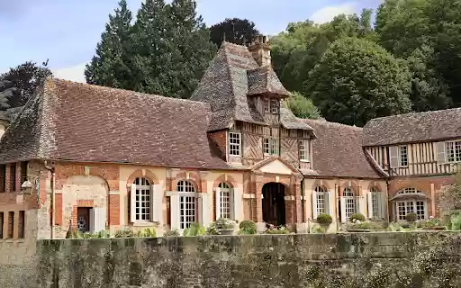 Ancient building  from Chrome web store to be run with OffiDocs Chromium online