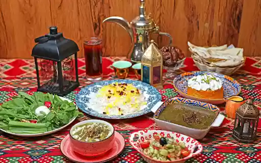 A table with food on it and a bowl of soup from Chrome web store to be run with OffiDocs Chromium online A table with food on it and a bowl of soup from Chrome web store to be run with OffiDocs Chromium online