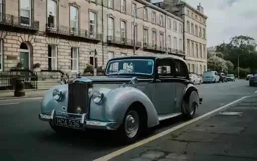 A Vintage Rolls Royce on the Road from Chrome web store to be run with OffiDocs Chromium online A Vintage Rolls Royce on the Road from Chrome web store to be run with OffiDocs Chromium online