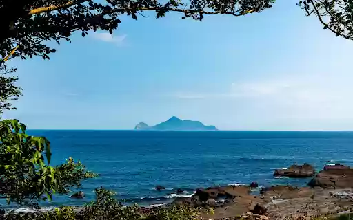 Blue sea and volcano  from Chrome web store to be run with OffiDocs Chromium online