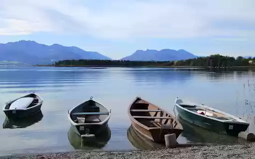 Boat on the lake  from Chrome web store to be run with OffiDocs Chromium online