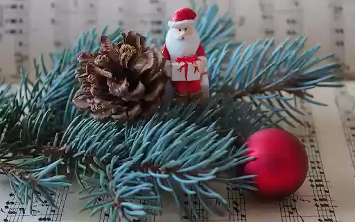 Bustling music on Christmas night  from Chrome web store to be run with OffiDocs Chromium online