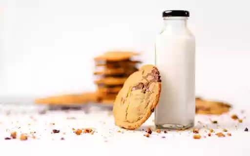 Cake and fragrant milk  from Chrome web store to be run with OffiDocs Chromium online