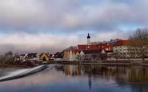 City and red roofed houses  from Chrome web store to be run with OffiDocs Chromium online