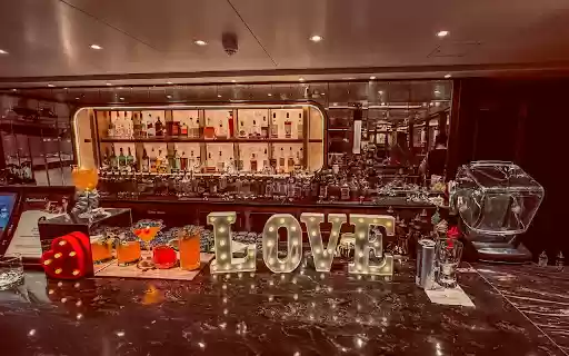 Colorful love bar  from Chrome web store to be run with OffiDocs Chromium online