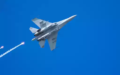 Fighter Jet Flares  from Chrome web store to be run with OffiDocs Chromium online