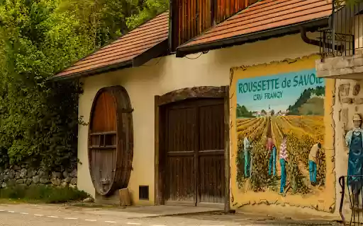 French Vineyard Building  from Chrome web store to be run with OffiDocs Chromium online