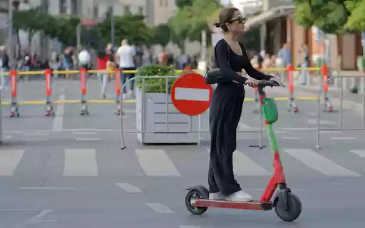 Girl and electric car  from Chrome web store to be run with OffiDocs Chromium online