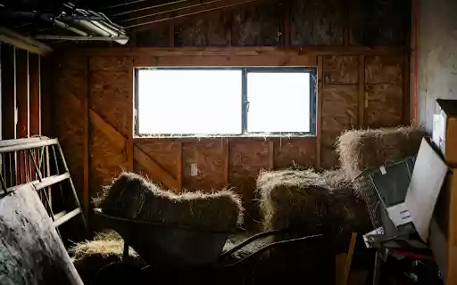 Hay Barn  from Chrome web store to be run with OffiDocs Chromium online