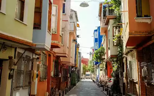 Landscape Photography of a Narrow Street  from Chrome web store to be run with OffiDocs Chromium online