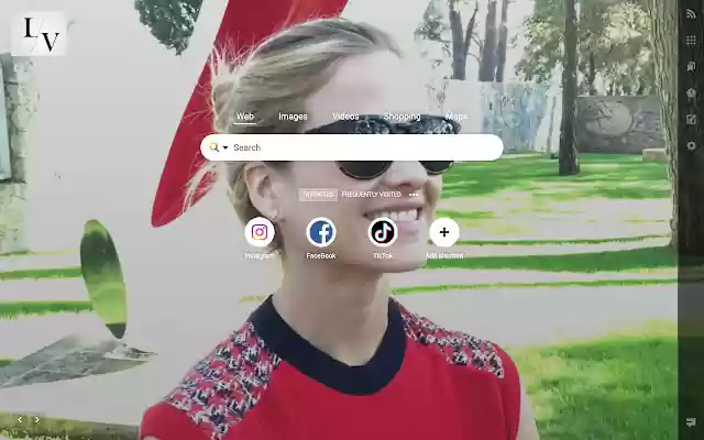 Luiza Valdetaro  from Chrome web store to be run with OffiDocs Chromium online
