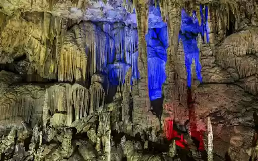 Lung Khuy Cave – The Hidden Gem of Ha Giang’s Karst Plateau  from Chrome web store to be run with OffiDocs Chromium online
