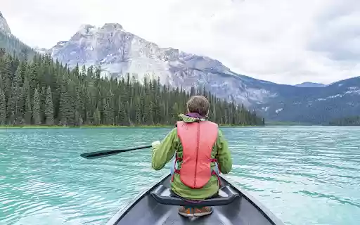man climbing boat  from Chrome web store to be run with OffiDocs Chromium online