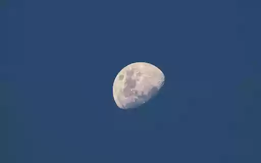 Moon in the Blue Sky  from Chrome web store to be run with OffiDocs Chromium online