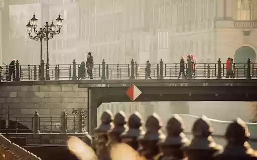 Morning Stroll on the Bridge  from Chrome web store to be run with OffiDocs Chromium online