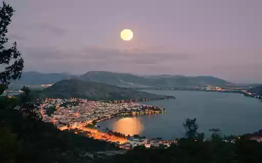 Mountains and lakes at night  from Chrome web store to be run with OffiDocs Chromium online