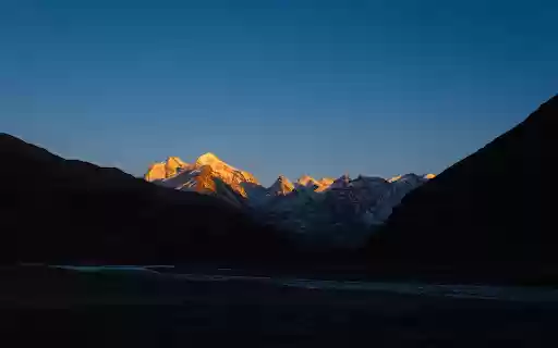 Mountains and Light  from Chrome web store to be run with OffiDocs Chromium online