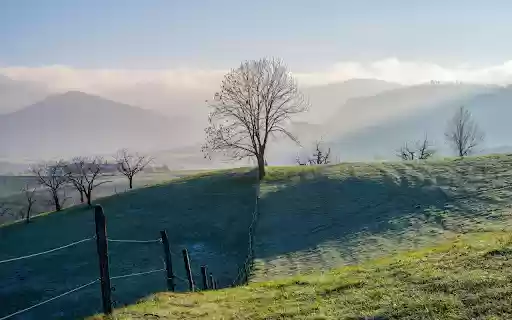 Mountains and Morning Mist  from Chrome web store to be run with OffiDocs Chromium online