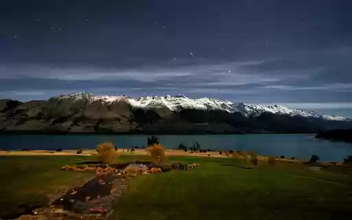 Night Over Mountain Lake  from Chrome web store to be run with OffiDocs Chromium online