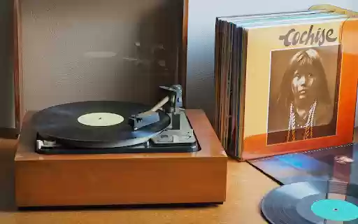 Old record player  from Chrome web store to be run with OffiDocs Chromium online
