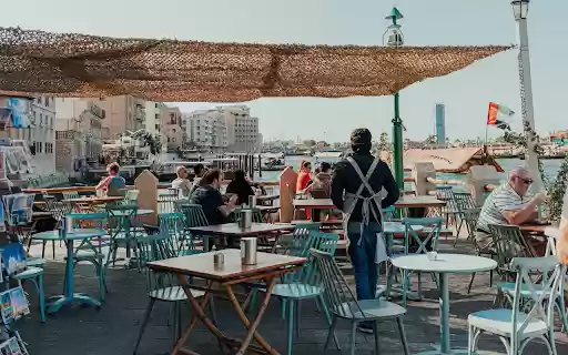 Outdoor drink shop  from Chrome web store to be run with OffiDocs Chromium online