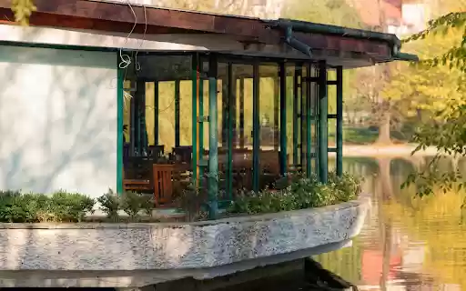 Restaurant in the middle of the lake  from Chrome web store to be run with OffiDocs Chromium online