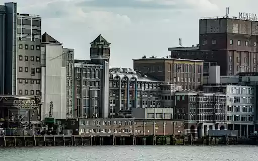 River and high rise buildings  from Chrome web store to be run with OffiDocs Chromium online