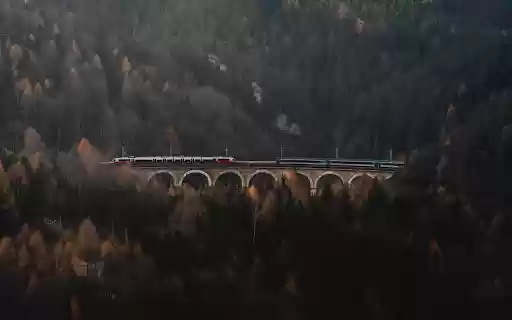 Scenic Train on Semmering Viaduct, Austria  from Chrome web store to be run with OffiDocs Chromium online