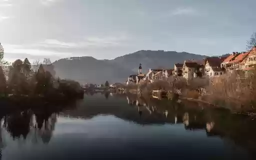 Scenic View of Frohnleitens Riverside Town  from Chrome web store to be run with OffiDocs Chromium online