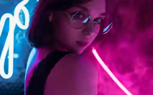 Sexy Girl  from Chrome web store to be run with OffiDocs Chromium online