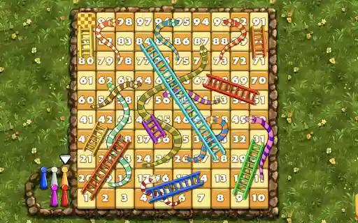 Snakes And Ladders Game  from Chrome web store to be run with OffiDocs Chromium online
