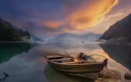 The Boat and the Lake at Dawn  from Chrome web store to be run with OffiDocs Chromium online