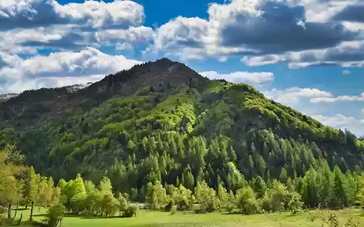 The mountain clouds are undulating  from Chrome web store to be run with OffiDocs Chromium online